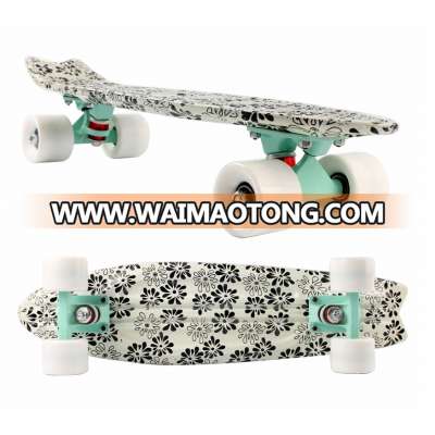 SKATERGEAR customized 22"" skateboard diamond plastic board